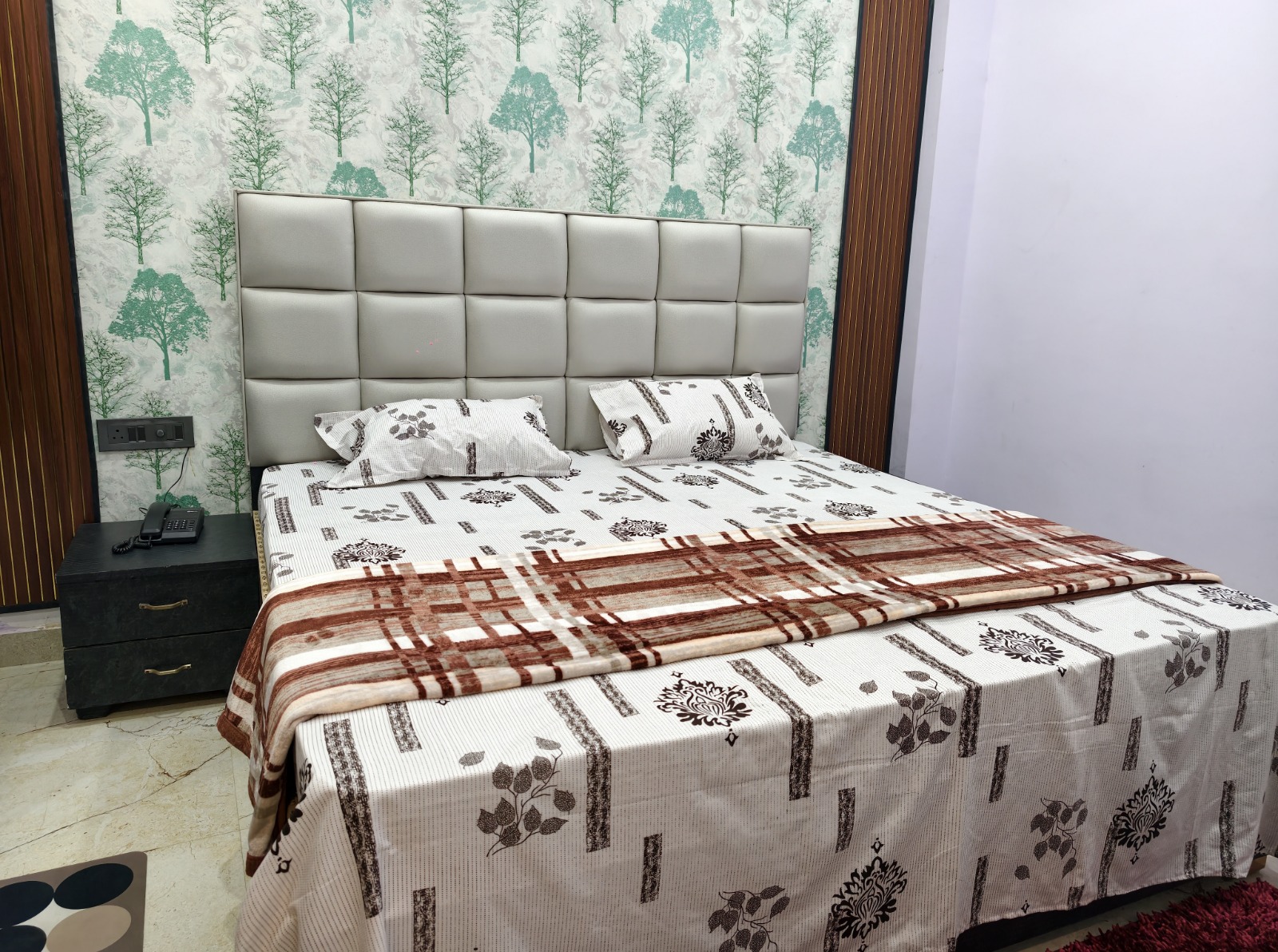 Madhav Hotel