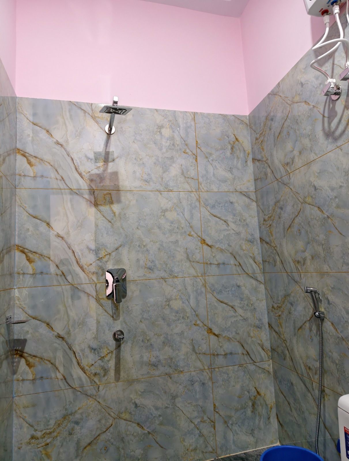 Madhav Hotel