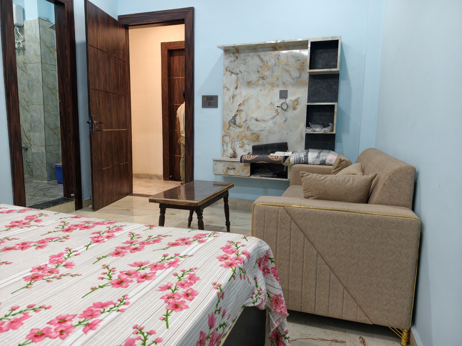 Madhav Hotel