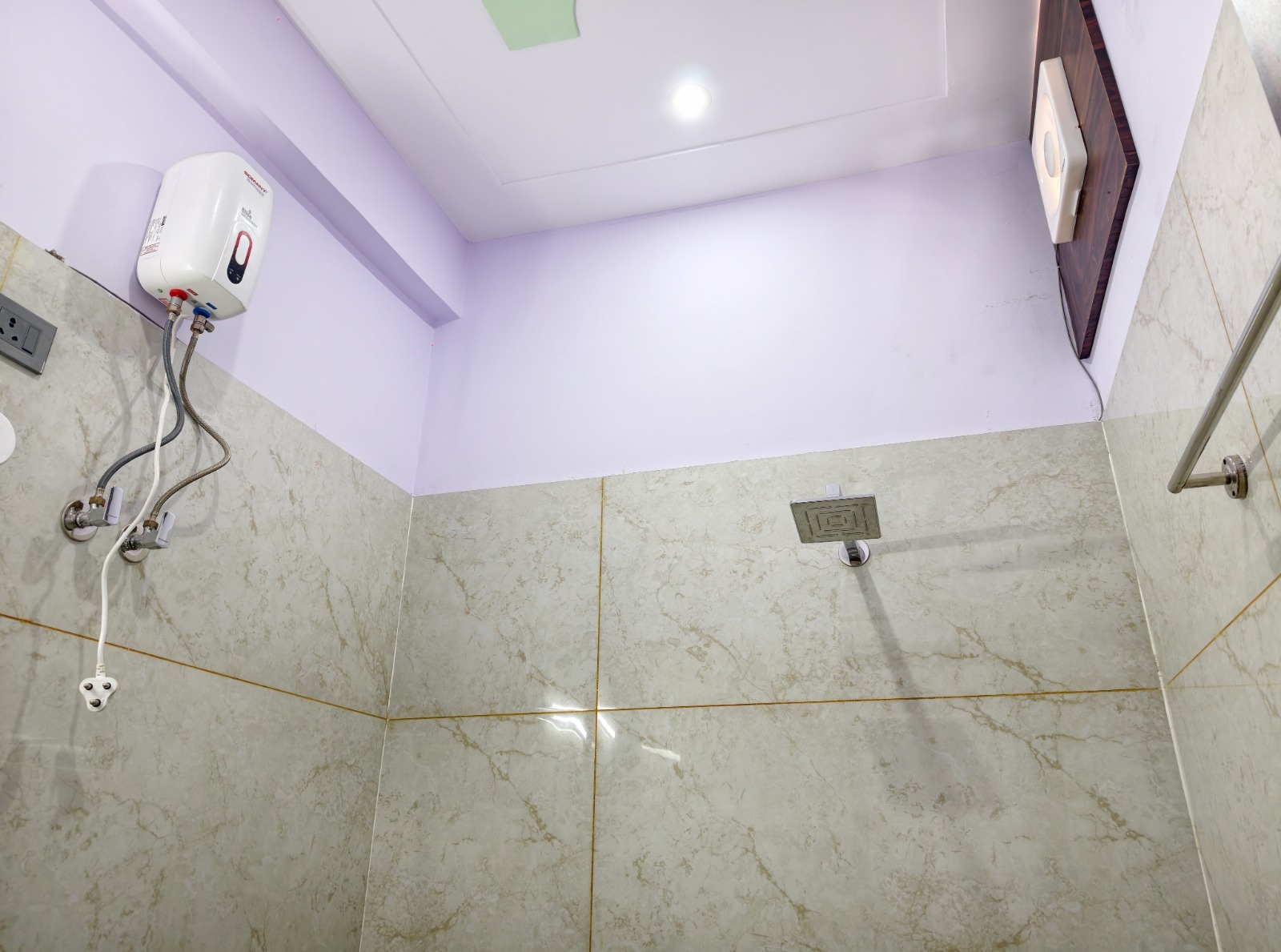 Madhav Hotel